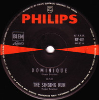 SINGING NUN  -   Dominique/ Entre les etoiles (68508/7s)