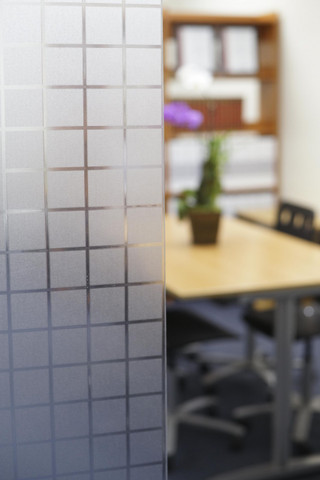 Block Static Cling No Adhesive Window Film