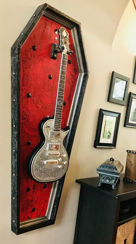 Coffin guitar outlet hanger