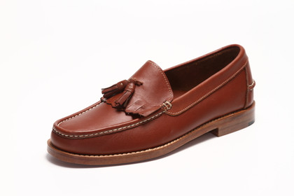 Men's Handsewn Tassel Kilt Loafer, with Natural Leather Outsole, Brown