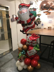   Christmas Santa and gift balloon set
