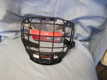 CCM FitLite 40 Hockey Cage

Wires: Thin round wires - Straight bar design to provide maximum line of sight
Chin Cup: Comfort foam with wire guard - Designed for comfort with protection around the bottom to reduce abrasion
Safety Strap: Attached beneath the chin - Allows the helmet and facemask to work as one unit