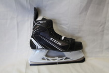 CCM Tacks 9040 Junior Hockey Skates

Quarter Package - Injected Technology - Durable boot with structural stiffness
Liner - Brushed Micro Fiber - Comfortable and high resistance to wear
Tongue - Felt Tongue - 5mm felt for comfort and protection
Outsole - Injected - Solid energy transfer profile
Footbed - CCM Footbed - Provides support and comfort
Holder/Runner - SpeedBlade Pro - Non replaceable stainless steel blade with elevated holder for increased attack angle
 