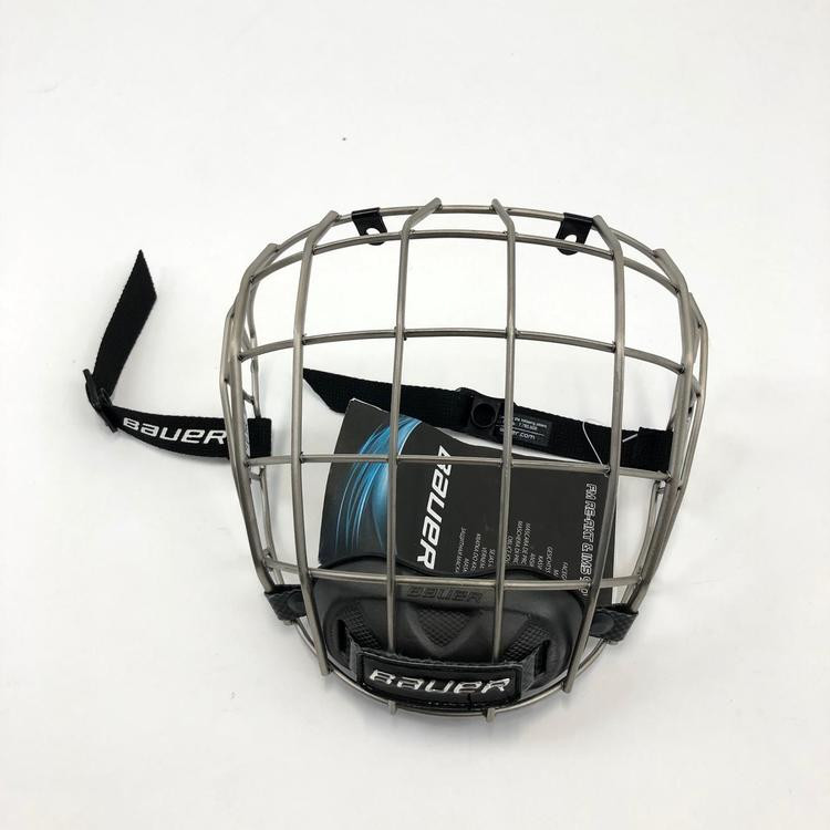 bauer black cage