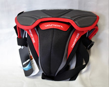 Bauer Vapor Goal Jock - Senior

 
Features:
Aerolite technology Shield
Ergonomic Mesh Liner with 37.5 Technology
Adjustable leg straps
 