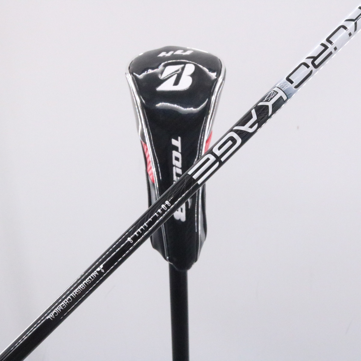 Bridgestone TourB XD-H Hybrid H4 24 Degrees Kuro Kage Stiff Headcover 63233A