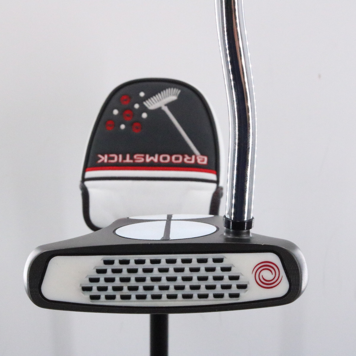 Odyssey 2-Ball Broomstick Putter 33 Inches Right-Handed Headcover