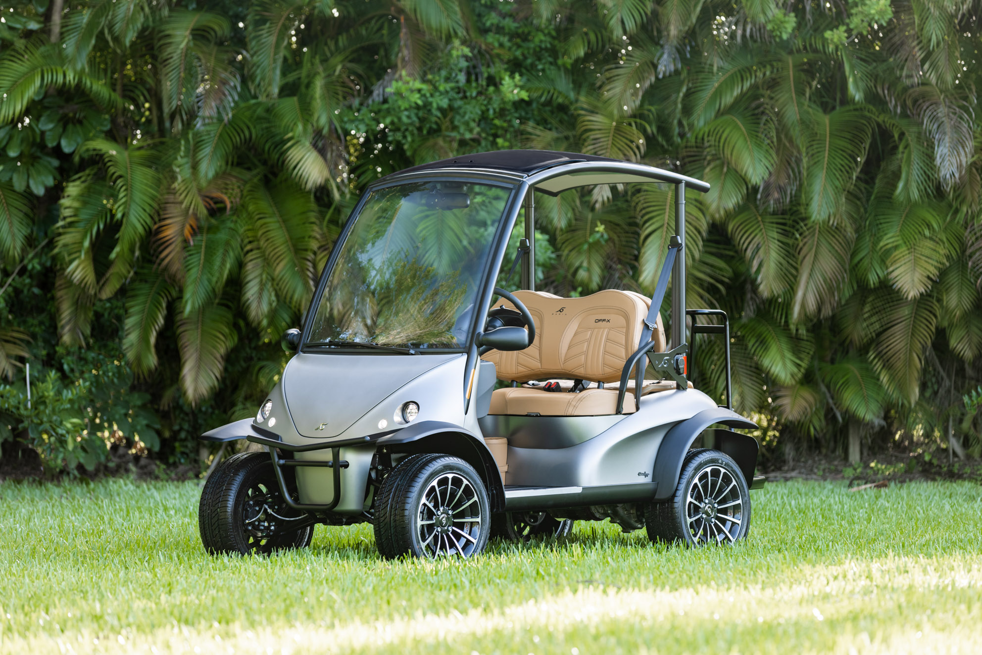 10-best-golf-cart-2023-garia-via-golf-cart-2-2-001.jpg