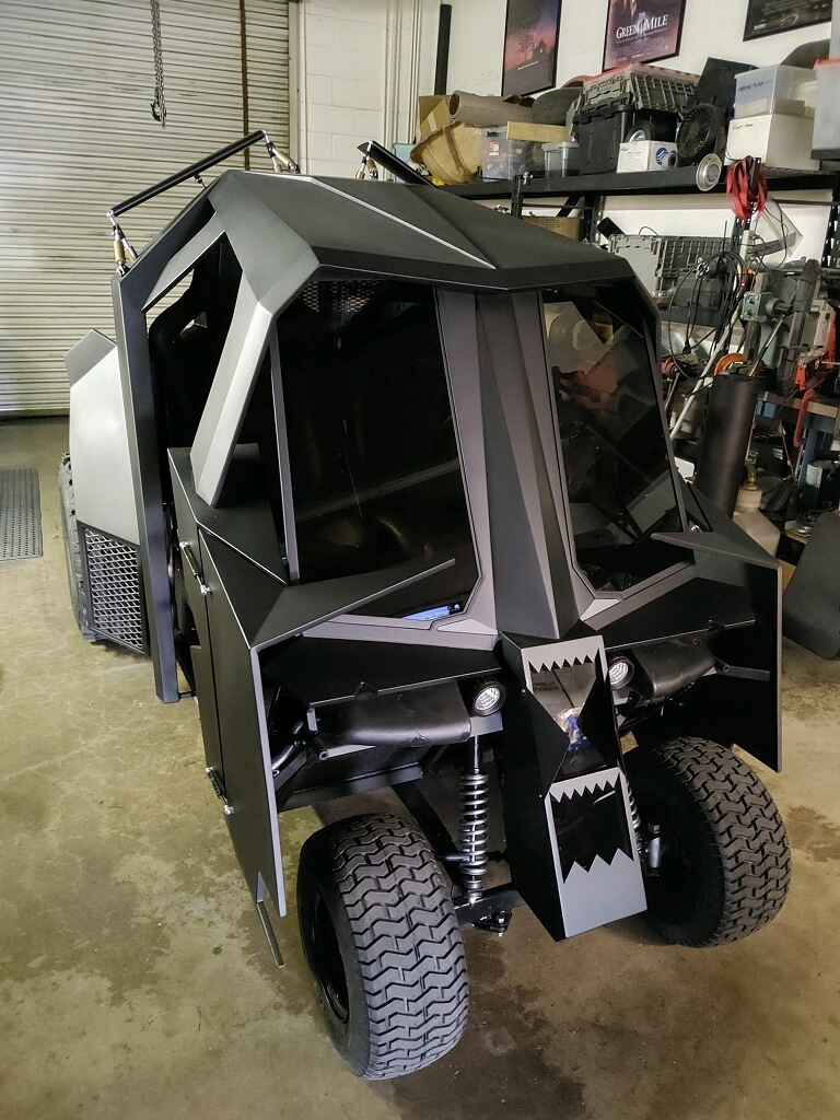 tumbler-batmobile-golf-cart-01.jpg
