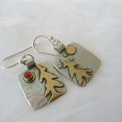 MIXED METAL HARVEST MOON EARRINGS
LIGHTWEIGHT HANDCRAFTED IN THE USA