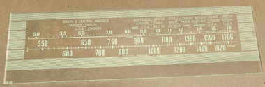 Dial image taken against a tan background to better illustrate light color dial scale. Dial glass is
clear other than dial scale print.