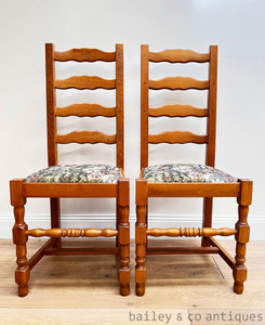 Pair of Vintage French Ladderback Dining or Side chairs Good Condition - LB001