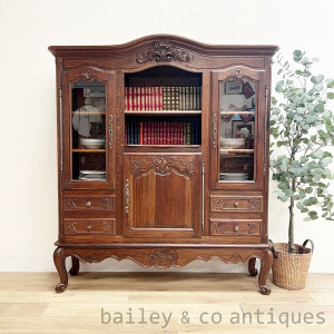 A Vintage French Louis Style Oak Bookcase Vitrine Display Cabinet - EE001