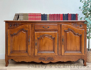 An Antique French Louis Style Buffet Sideboard - E122