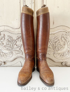 A Pair of Antique French Tan Leather Boots with Embauchoirs - E420