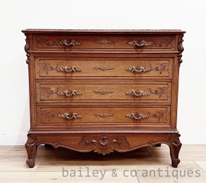 An Antique French Marble Topped Commode Chest of Drawers - E030