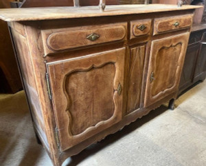 An Antique French Early Rustic Oak Louis Style Buffet - D070