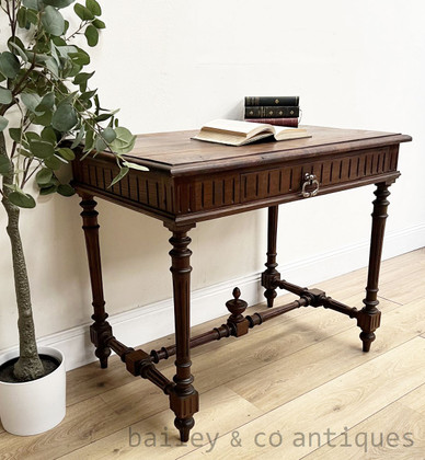 An Antique French Louis XVI Style Oak Table or Small Writing Desk - E118