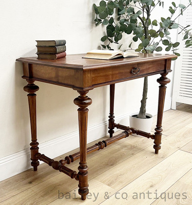 An Antique French Louis XVI Style Chestnut Table or Small Writing Desk - E144