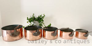 A Set of Five Extremely Heavy Vintage French Copper Saucepans Lined - E426