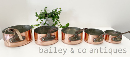 A Set of Five Vintage French Very Heavy Copper Saucepans Lined Stamped - E548