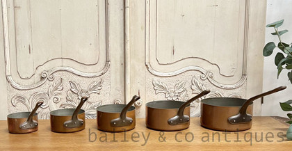A Set of Five Vintage French Copper Saucepans Stamped ‘Fabrication France’ - E388