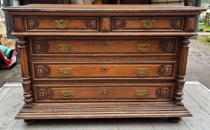 Antique French Chest of Drawers - G060