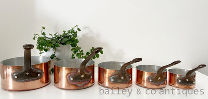 A Set of Five Vintage French Lined & Stamped Copper Saucepans - E523
