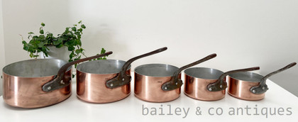 A Set of Five Vintage French Lined & Stamped Copper Saucepans - E464