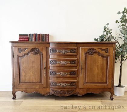 An Antique French Louis XV Style Oak Buffet – Circa 1900 - G005