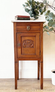 An Antique French Oak Marble Top Bedside Cabinet - G082a