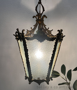 An Antique French Hanging Ceiling Lantern Light - E422