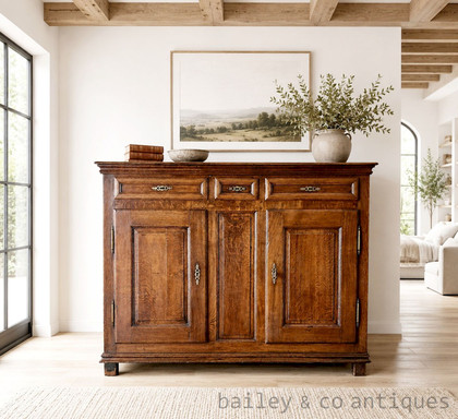 An Antique French Provincial Oak Buffet - Early 1800's - G042