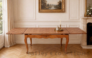 A Vintage French Louis XV Style Extension Dining Table with Marquetry Top - E187