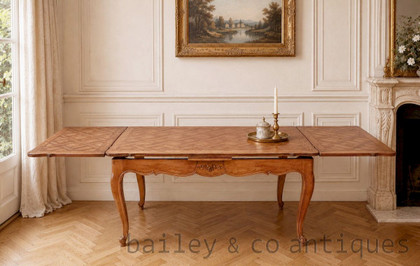 A Vintage French Louis XV Style Extension Dining Table with Marquetry Top - E187