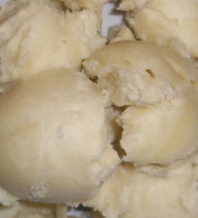 16 Ounces (1 Pound) of White Pure Organic Unrefined Shea Butter. FREE U.S. Shipping!