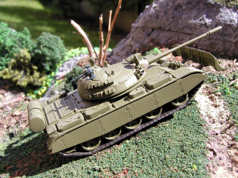 55 T NVA Armée Construction SDV modèle 87152 montagnes chars VT ho1:87 Medium Tank 