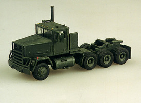 US Army, Heavy M920 4-Axle Semi Tractor. Trident 81012 Resin 1/87 Kit