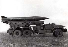 M386 Honest John launch vehicle w/M50 Arsenal-m 111209112 Resin 1/87 Scale