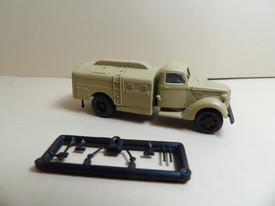German  Fuel Truck WWII Ford V3000 Plastic  92010A Finished 1/87 Model
