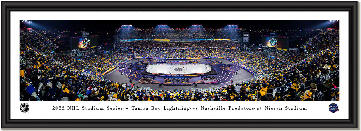Nashville Predators vs Tampa Bay Lightning in NHL Stadium Series photoss
