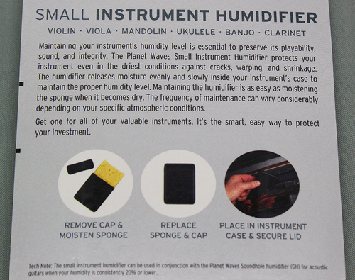 Planet Waves Small Instrument Humidifier 