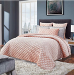 Orchids Lux Home Clermont Quilt - Rose