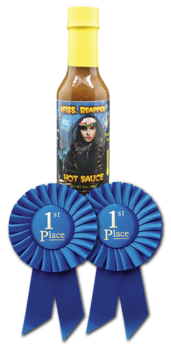 Made with Arizona Honey and winning awards!   This hot sauce is a Medium heat level.  Honey Sweet and Spicy.  A great mix for marinating or dipping.  