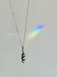 pea pod necklace