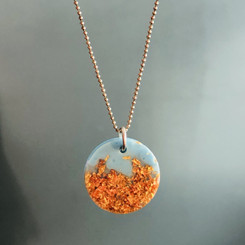 metallic color pendant