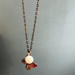butterfly & pearl
