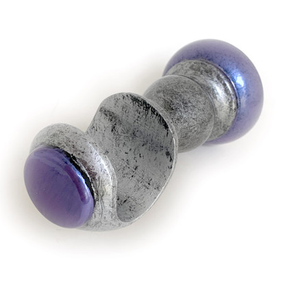 SMALL CUP BRACKET IN SILVER STIPPLE PAINT FINISH WITH periwinkle ACCENT COLOR IS SUITABLE FOR RODS 1 3/8" DIAMETER.
