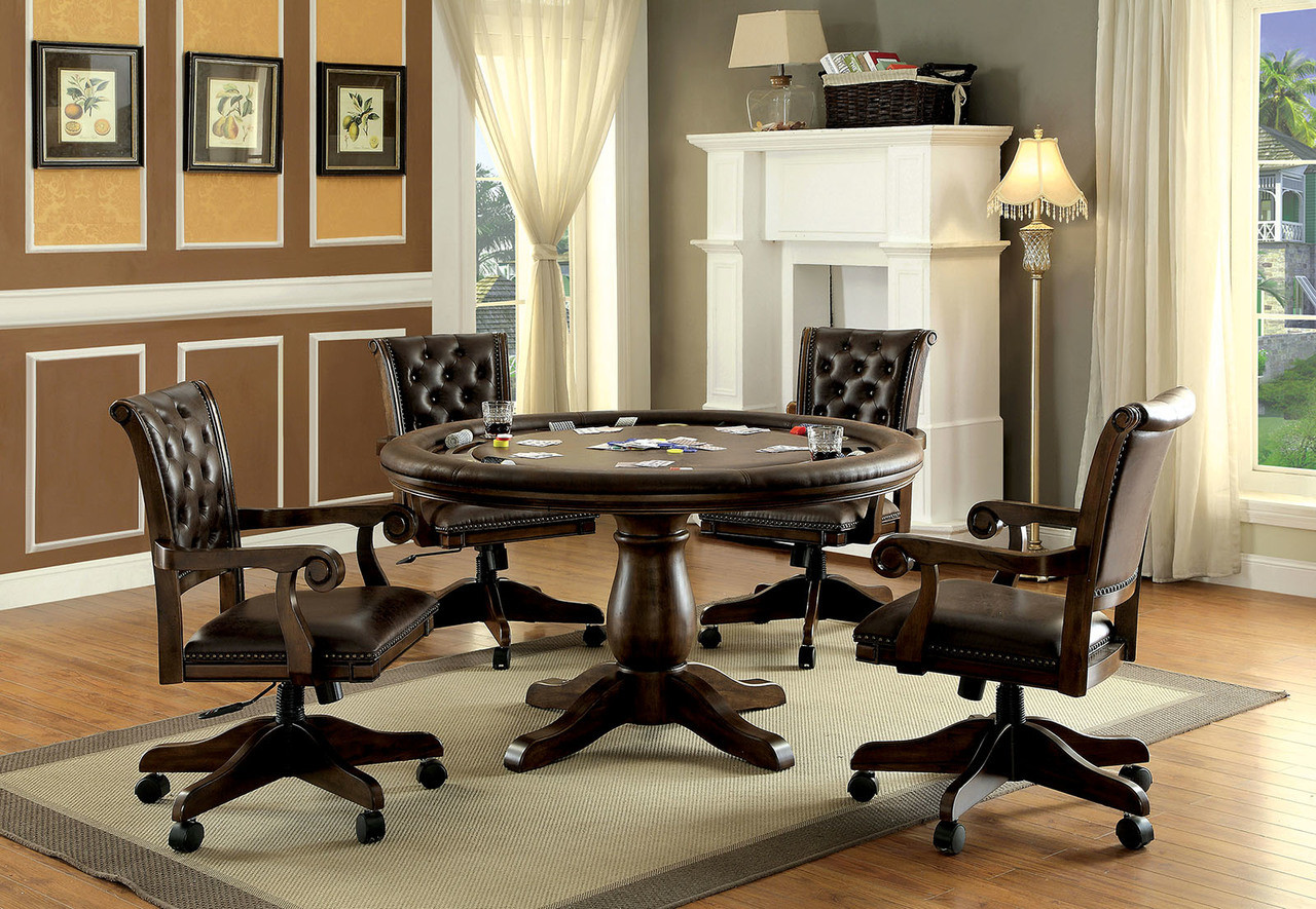 Round card outlet table and chairs