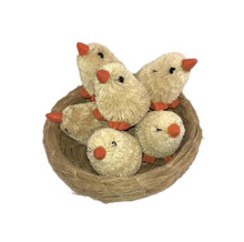 Gorgeous Beautifully designed set of 6 Mini Chicks (Nest sold separately) 3cm